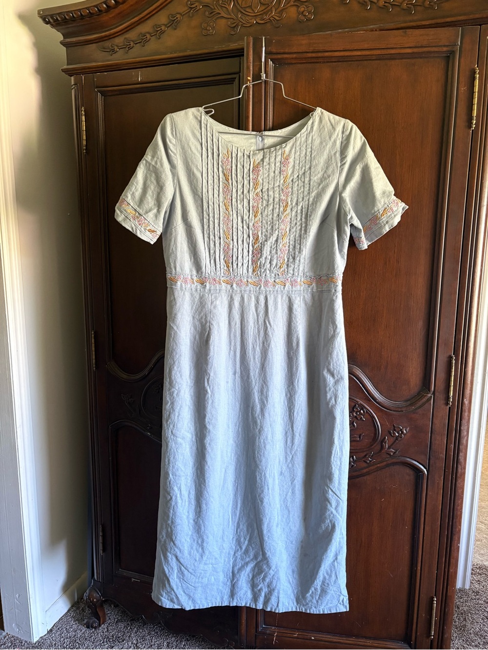 Carmen Marc Valvo Linen Maxi Dress Blue Embroidered Pintuck Gown L 12